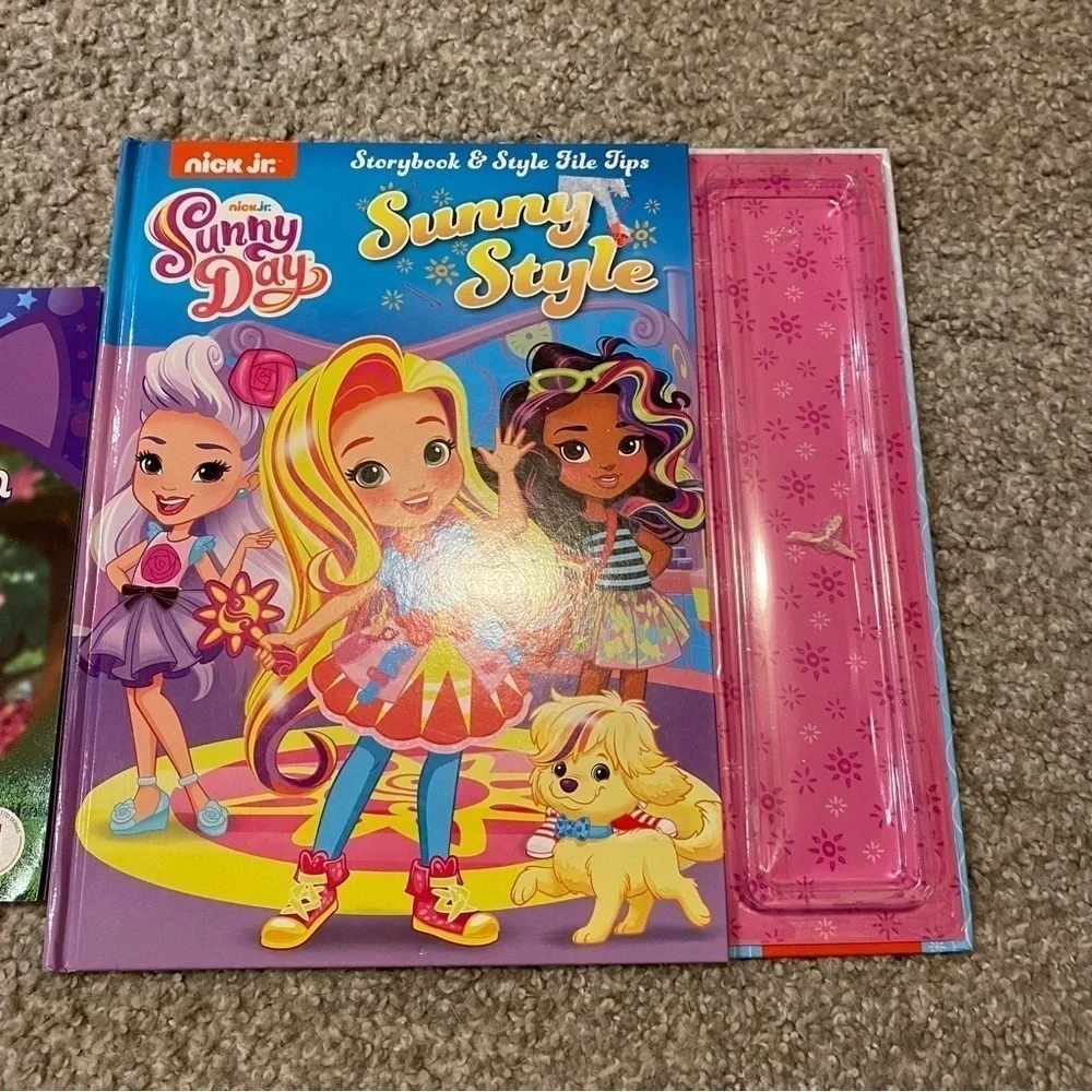 Nickelodeon Sunny Day Storybook & Gabby’s Dollhouse Meet the Kittycorn